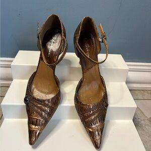 Brown Textured Heels